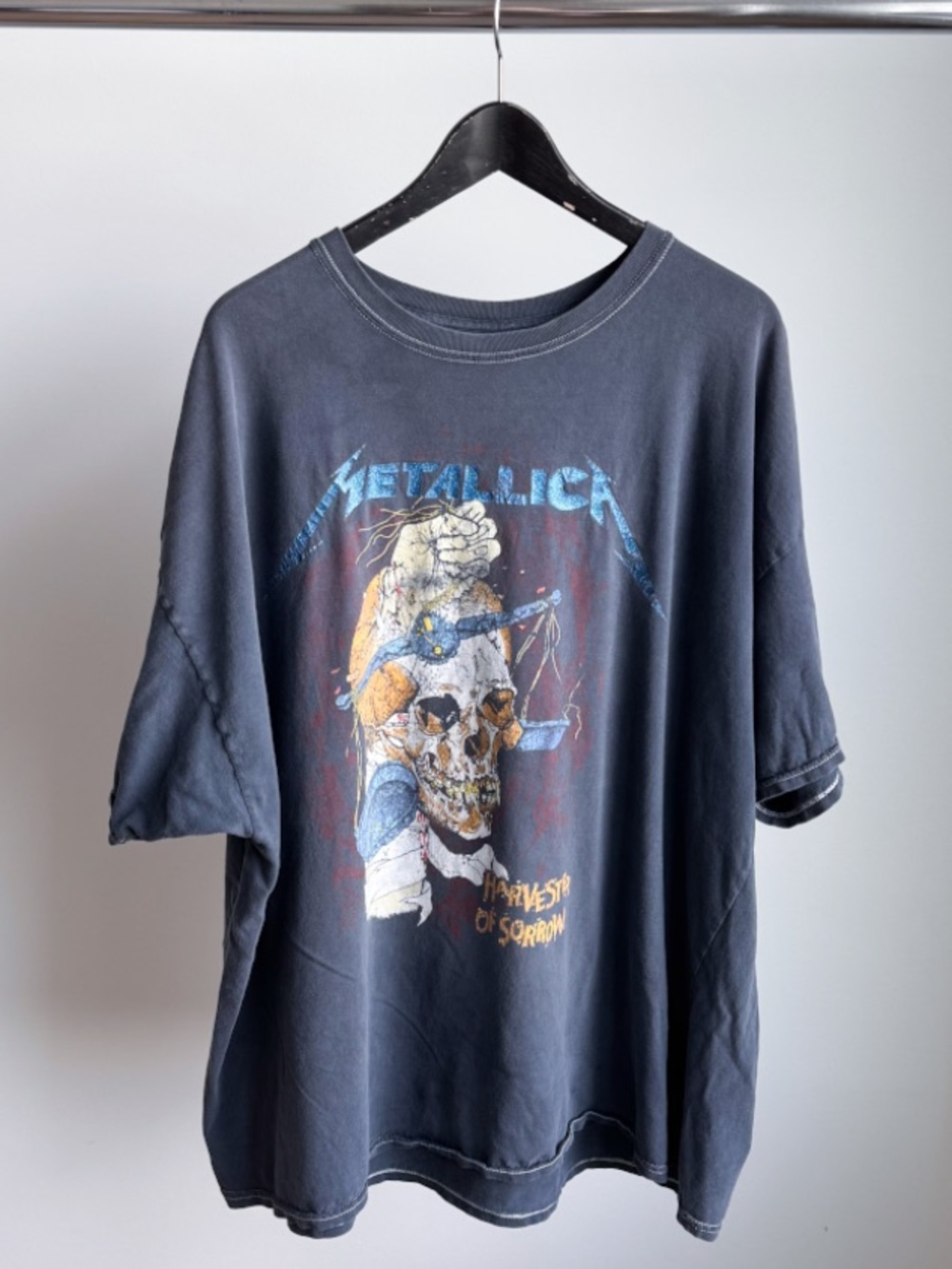 Metallica Harvester of Sorrow Graphic Band Tee L/XL Oversized Distressed Grey